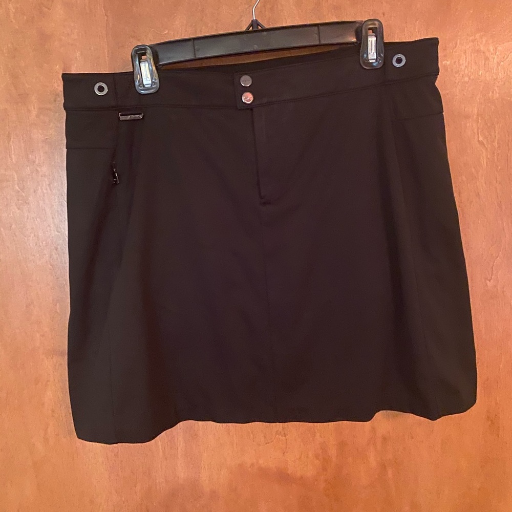 Black Ralph Lauren skort size M